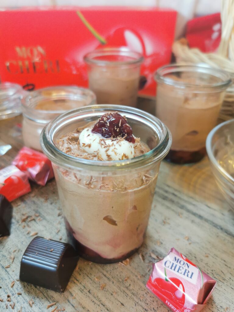 MonChéri Mousse aus 2 Zutaten