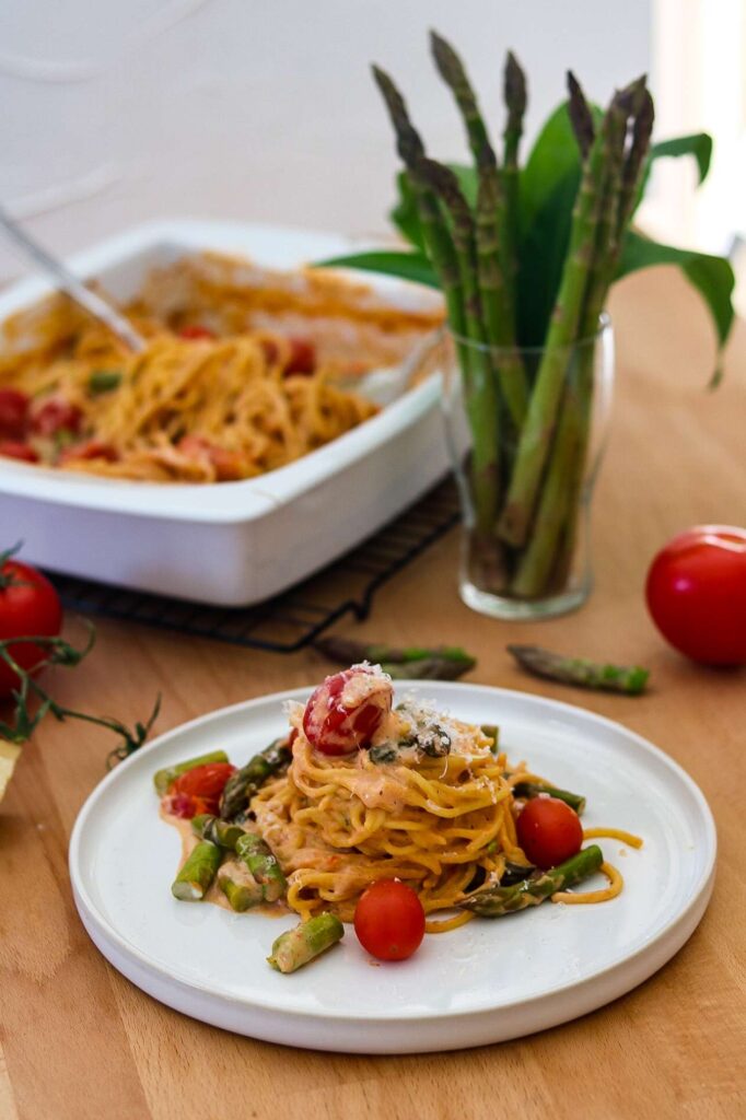 Ofenpasta mit Frischkäse und Spargel