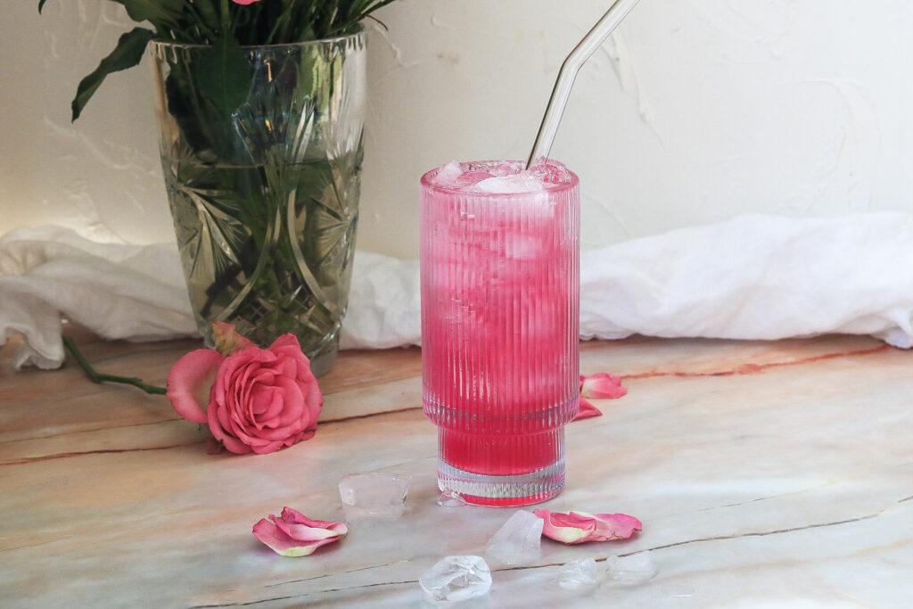 Pink Gin Tonic