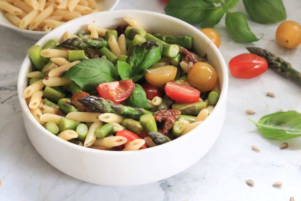 einfacher Nudel - Spargelsalat